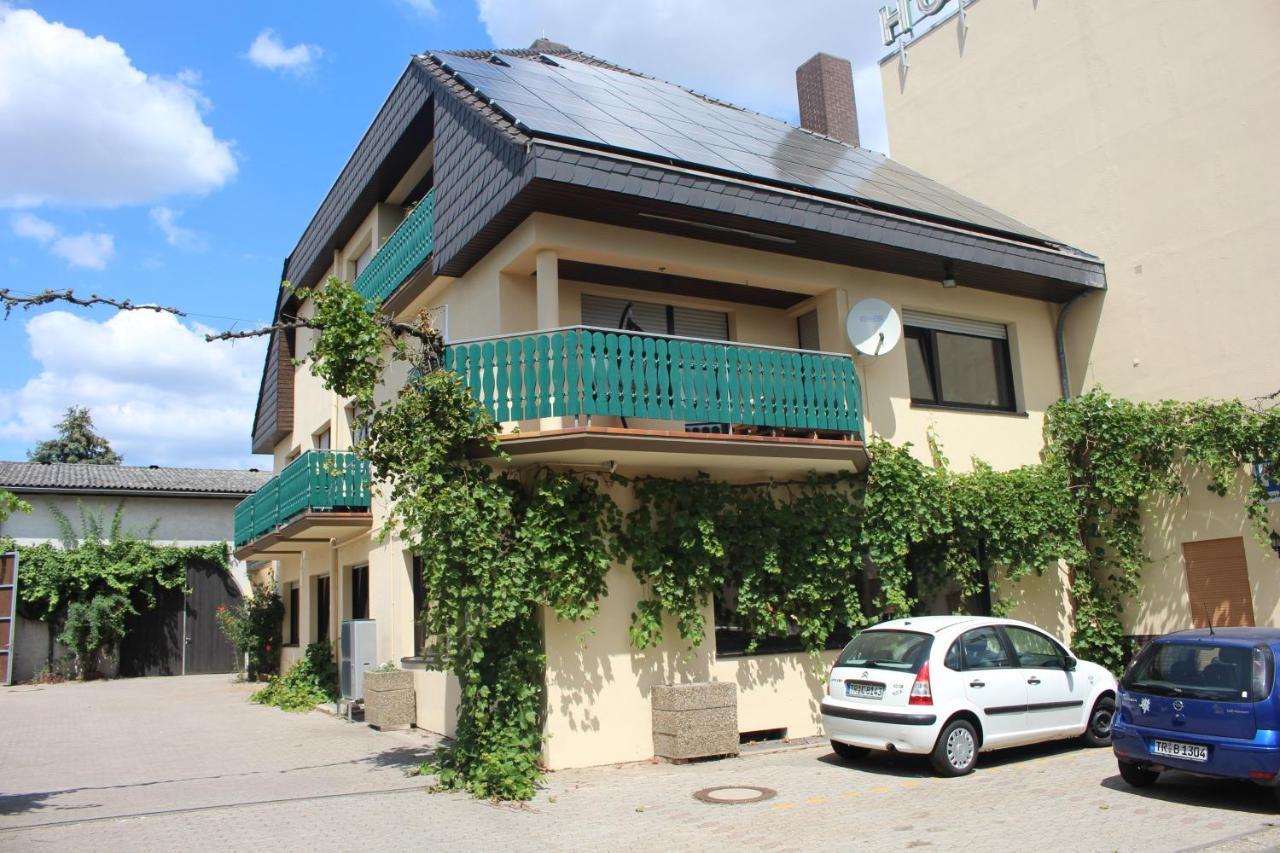Hotel Grüner Baum Bretzenheim Exterior foto